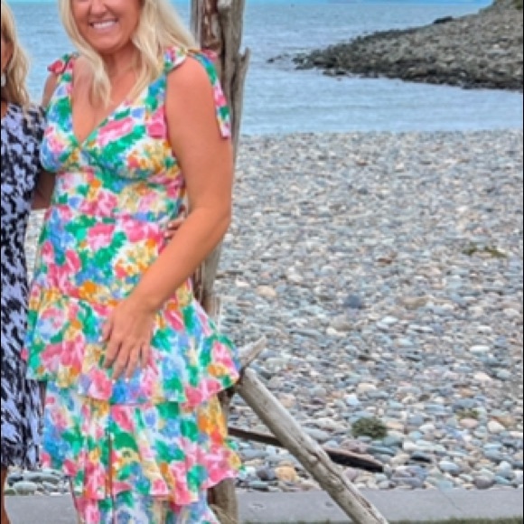 WAYF Floral Dress - Picture 3 of 3